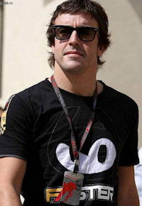 Fernando alonso no se separa