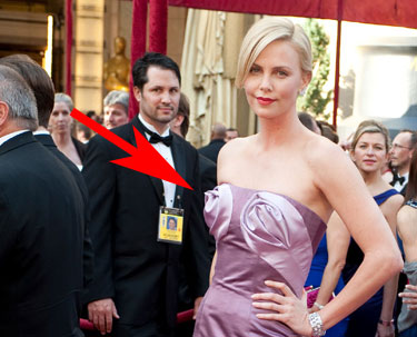 vestido Dior feo de Charlize Theron