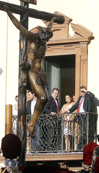 alería de fotos con lo que han hecho nuestros queridos famosos en Semana Santa
