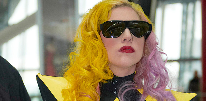 Lady Gaga, reina de la moda para los jóvenes