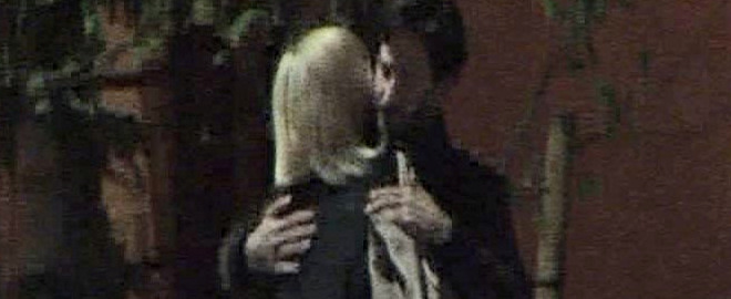 Charlize Theron y keanu reeves son pareja