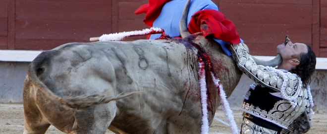 Grave cogida de julio aparicio en las ventas
