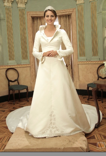 Amaia vestida de boda