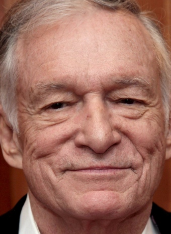 El fundador de Playboy, Hugh Hefner anuncia su tercer matrimonio