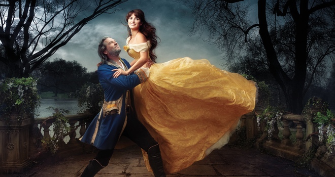 Penélope Cruz y Jeff Bridges se convierten en Bella y Bestia para el álbum Disney