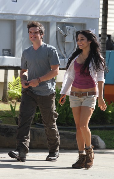 Vanessa Hudgens se olvida de Zac Efron con Josh Hutcherson