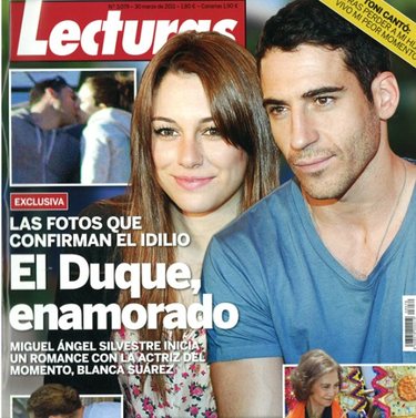 El beso de Mario Casas y Clara Lago rivaliza con el de Blanca Suárez y 'El Duque'