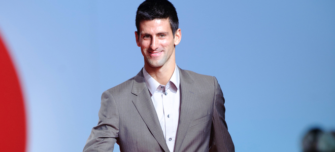 Naomi Campbell, Karolina Kurkova y Djokovic se suben a la pasarela solidaria