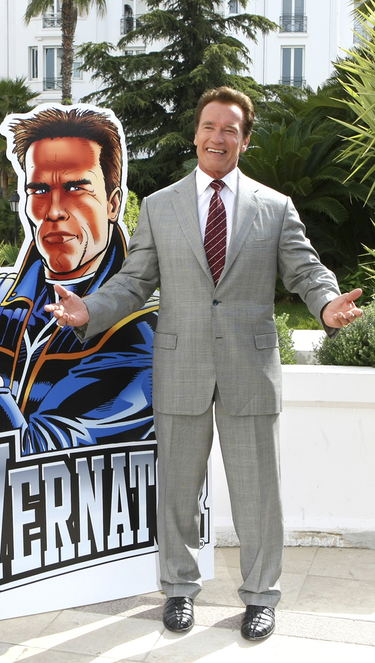 El hijo ilegítimo de Schwarzenegger nació 5 días después del que tuvo con su mujer