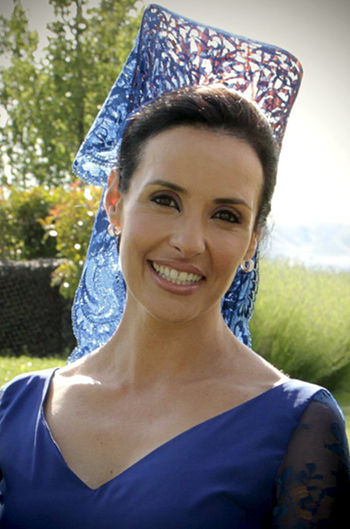 patricia caracterizada de carmina