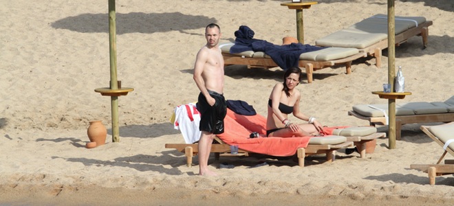 Las románticas vacaciones de Andrés Iniesta y su novia Anna Ortiz en Cerdeña