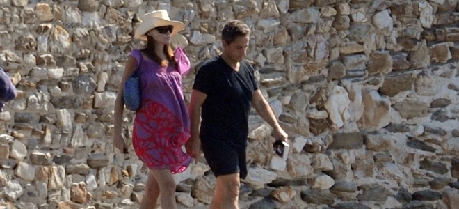 Carla Bruni habla sobre su embarazo: