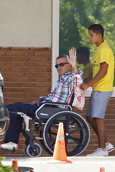 José Ortega Cano comienza su rehabilitación en Madrid arropado por sus hijos y sus hermanos