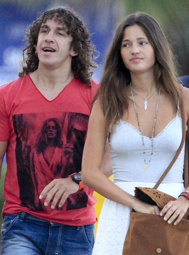 Malena Costa y carles Puyol