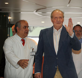 parte medico rey juan carlos cadera