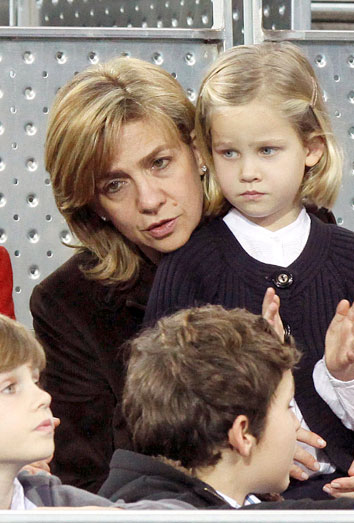 La Infanta Cristina amenaza a la prensa. La carta de la Casa Real a los medios