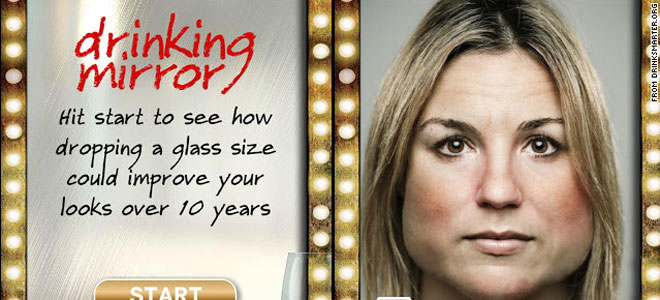 Así será tu cara dentro de 10 años. drinking mirror