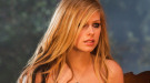 Avril Lavigne se traslada al País de las Maravillas en su nuevo videoclip