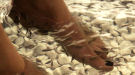 Un novedoso tratamiento para los pies con peces