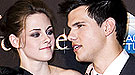 Kristen Stewart y Taylor Lautner, dos cómplices en el estreno de 'Eclipse' en Roma