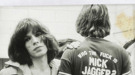Las míticas camisetas 'Who the fuck is Mick Jagger?' vuelven a cobrar vida