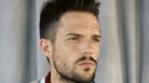 Brandon Flowers espera su tercer hijo y triunfa en solitario