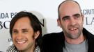 Gael García Bernal y Luis Tosar lucen simpatía en la presentación de 'También la lluvia'