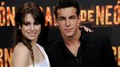 Mario Casas y Blanca Suárez, muy cariñosos en la presentación de 'Carne de Neón'