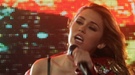 Miley Cyrus debuta en Brasil con un 'look' desatado y salvaje que no convence a sus fans