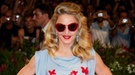 Madonna y Kate Winslet seducen con su estilo en el Festival de Venecia