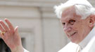 El nuevo look de Benedicto XVI: así vestirá Ratzinger, el Papa Emérito