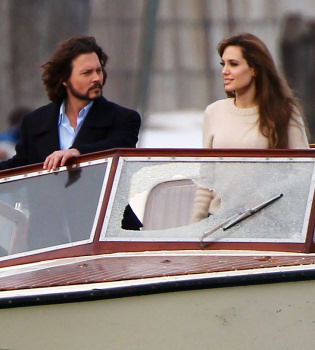 Angelina Jolie y Johnny Depp no se pueden ni ver