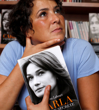 La biografía no autorizada de Carla Bruni llega con morbo