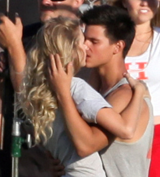 Taylor Swift le pide perdón a Taylor Lautner con una canción