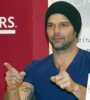 Ricky Martin pone música a su libro 'YO'