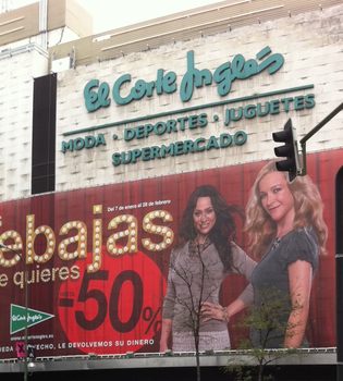 Natalia Verbeke y María Esteve, protagonistas de las Rebajas 2011