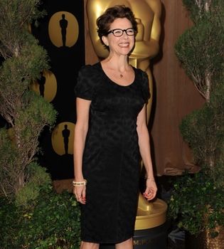 Censuran 'Los chicos están bien' por promover la homosexualidad