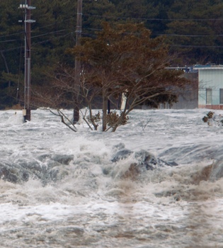 México y Ecuador dan la voz de alarma mientras Hawai se prepara para el tsunami