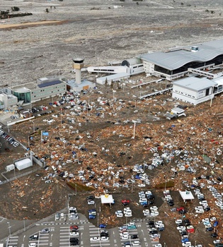 Un nuevo terremoto en Fukushima provoca tensión ante una hecatombe nuclear