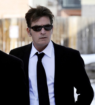 Los hoteles de Nueva York no quieren a Charlie Sheen