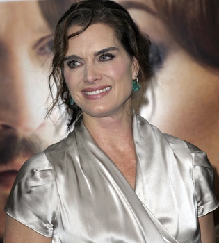 Brooke Shields será Morticia Addams