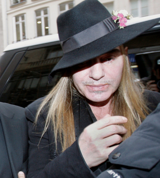 El alcoholismo de Galliano inquietaba en Dior antes del incidente racista