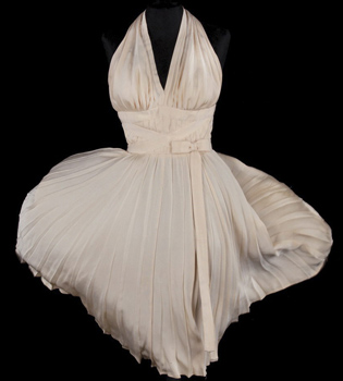 El vestido blanco de Marilyn Monroe, subastado por más de 3 millones de euros