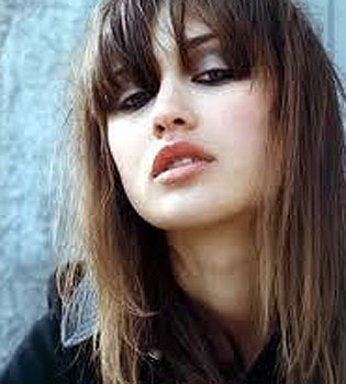 Tom Cruise, ¿ya con otra? La que dicen ser la sustituta de Katie Holmes