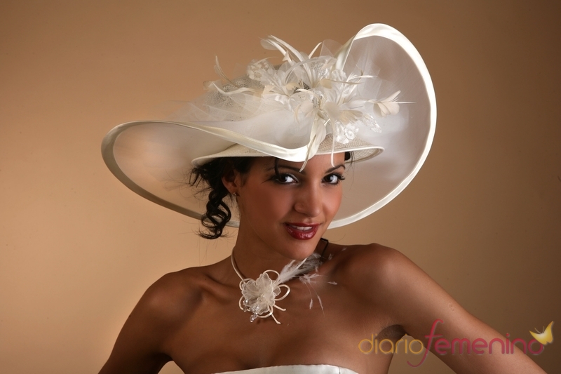 Fotos de sombreros para novias