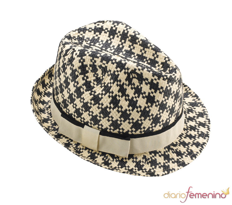 Dogtooth Trilby