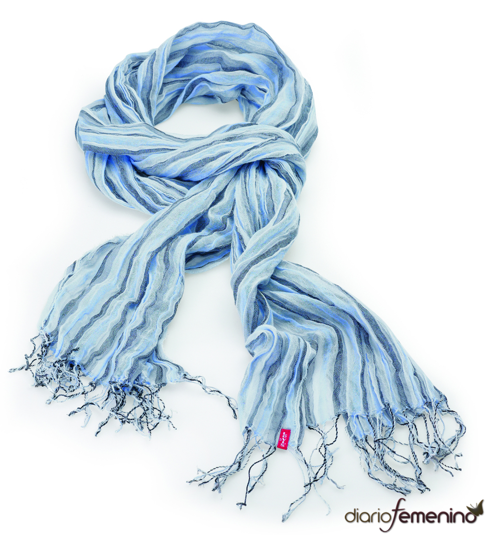 Levi's: foulard estampado
