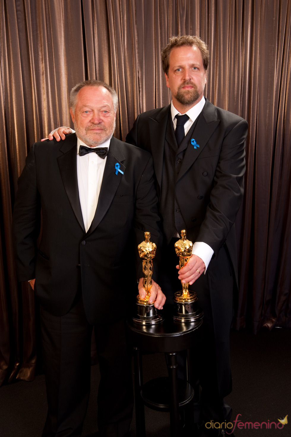 Tivi Magnusson y Joachim Back con su Oscar 2010