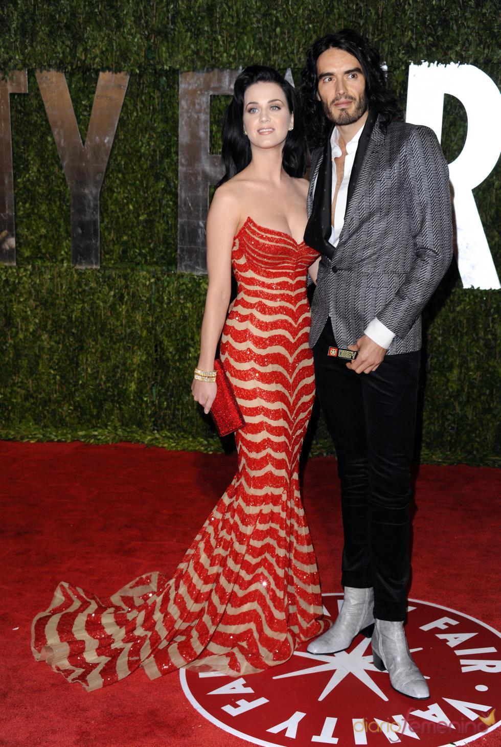 Katy Perry y Russell Brand en la fiesta Vanity Fair Oscar 2010