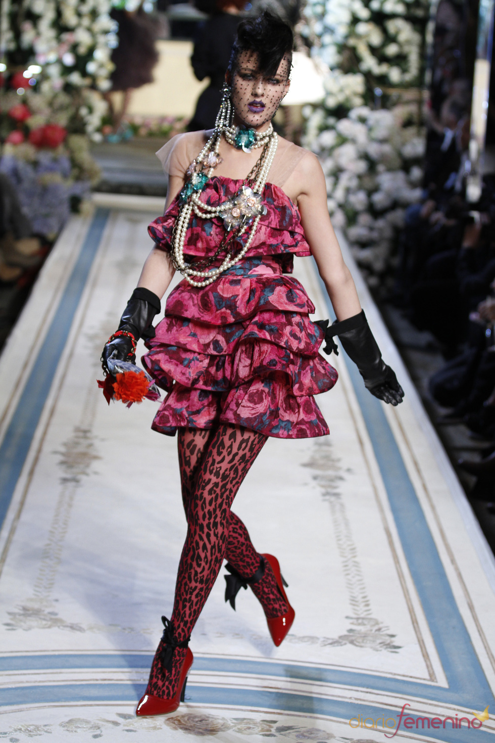 Vestido estampado de volante de Lavin para H&M